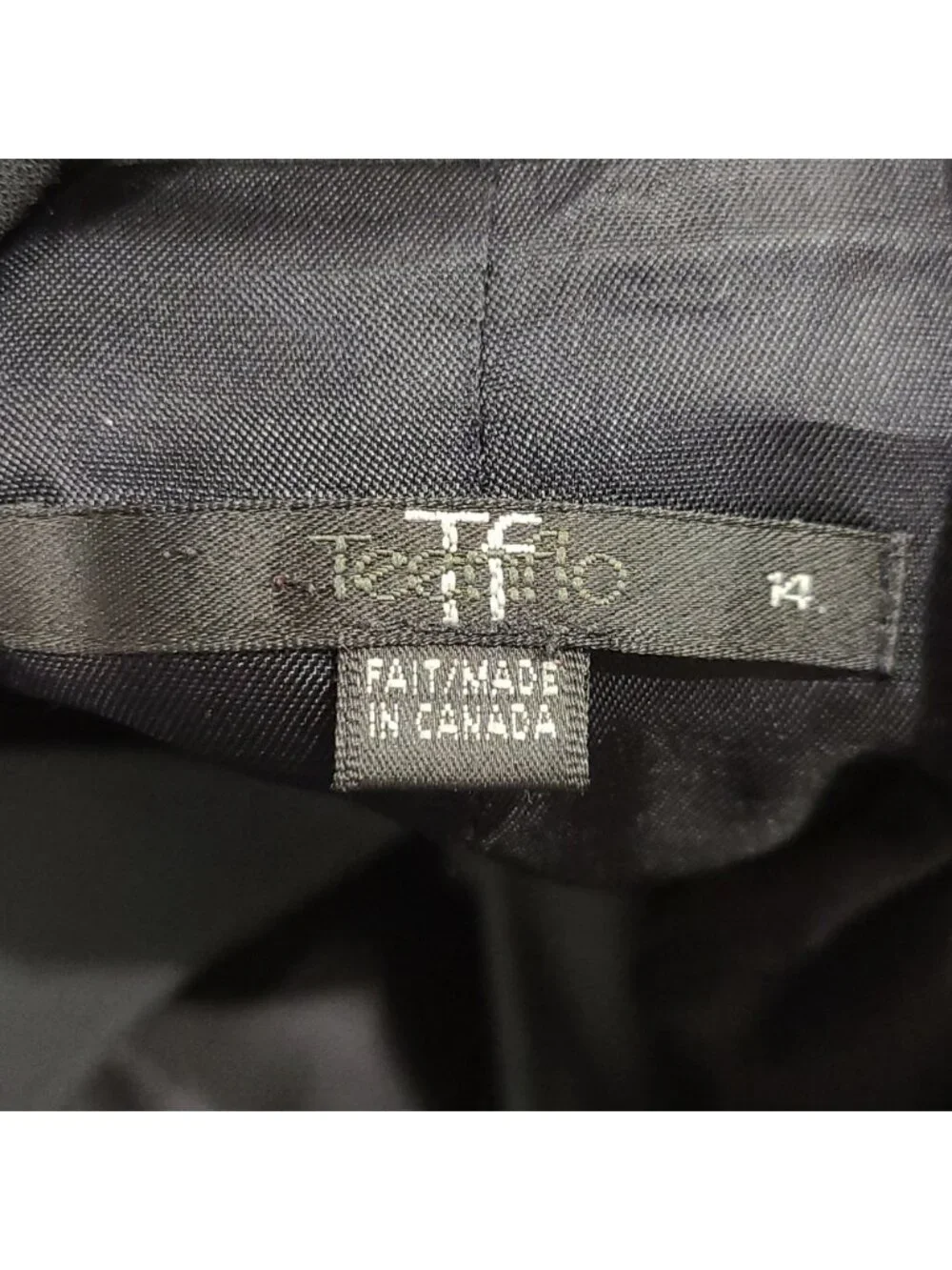TeenFlo classic fitted black blazer